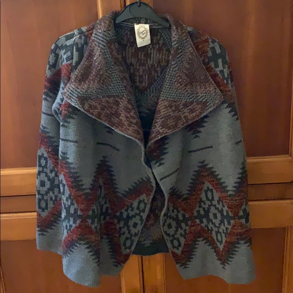 Very warm! Shall sweater sz S